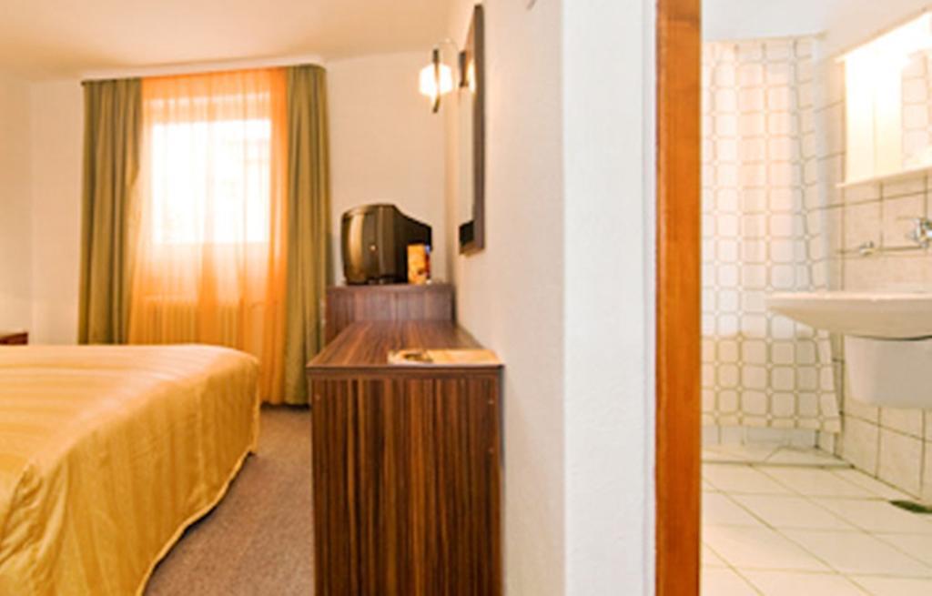 Hotel Rex Сігішоара Номер фото